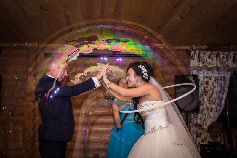 Шоу мыльных пузырей на «Рябикова»